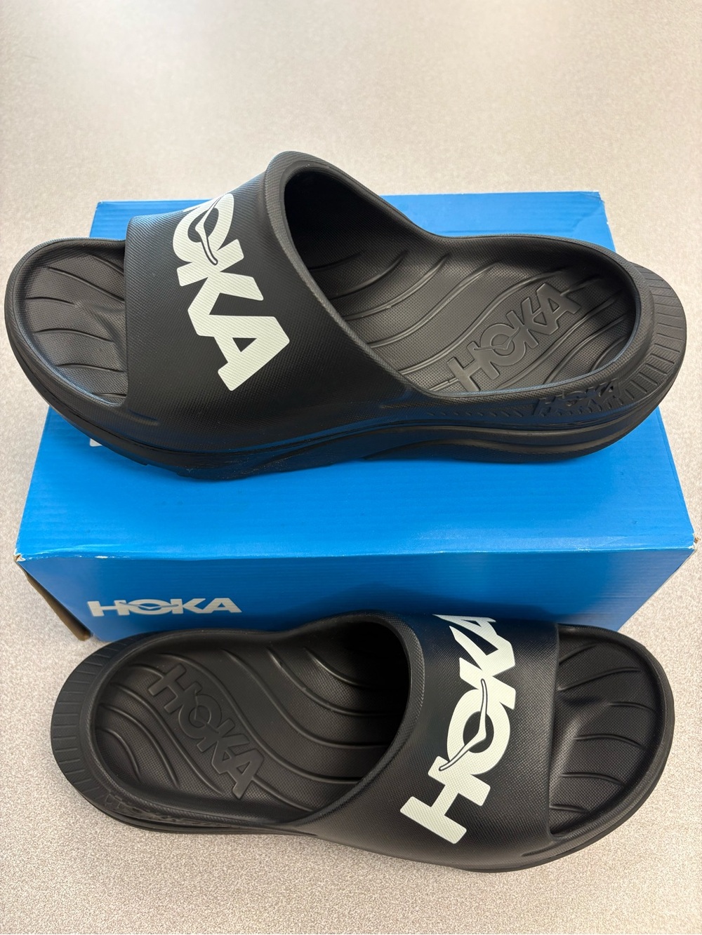 HOKA ONE ONE Unisex Ora Recovery black Slides Size_M(8) W(10)